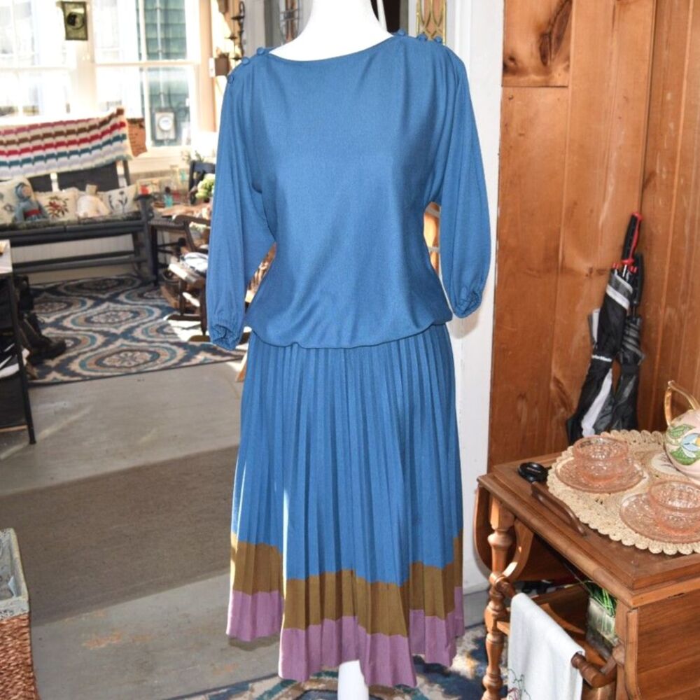 Vintage Blue Blouson Dress Pleated Skirt Colorblock Hem Applause Size Medium